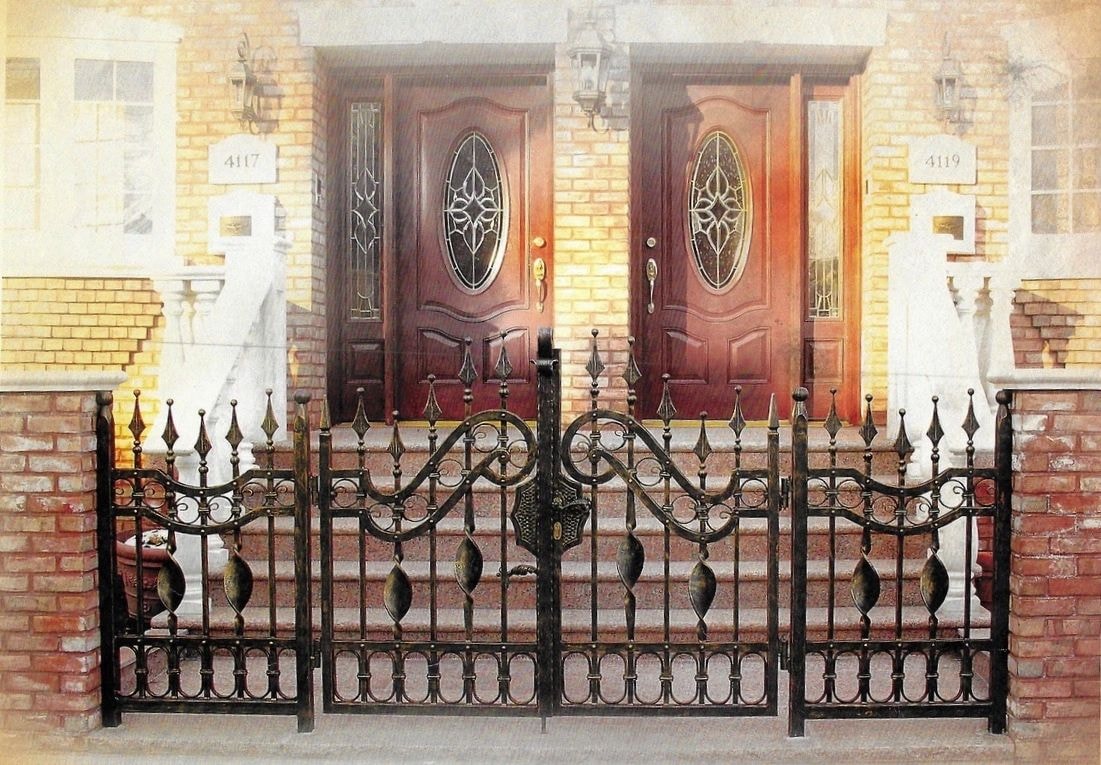 Custom iron gate entrance